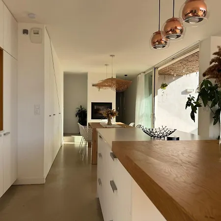 Villa D'architecte Aux Portes De La *